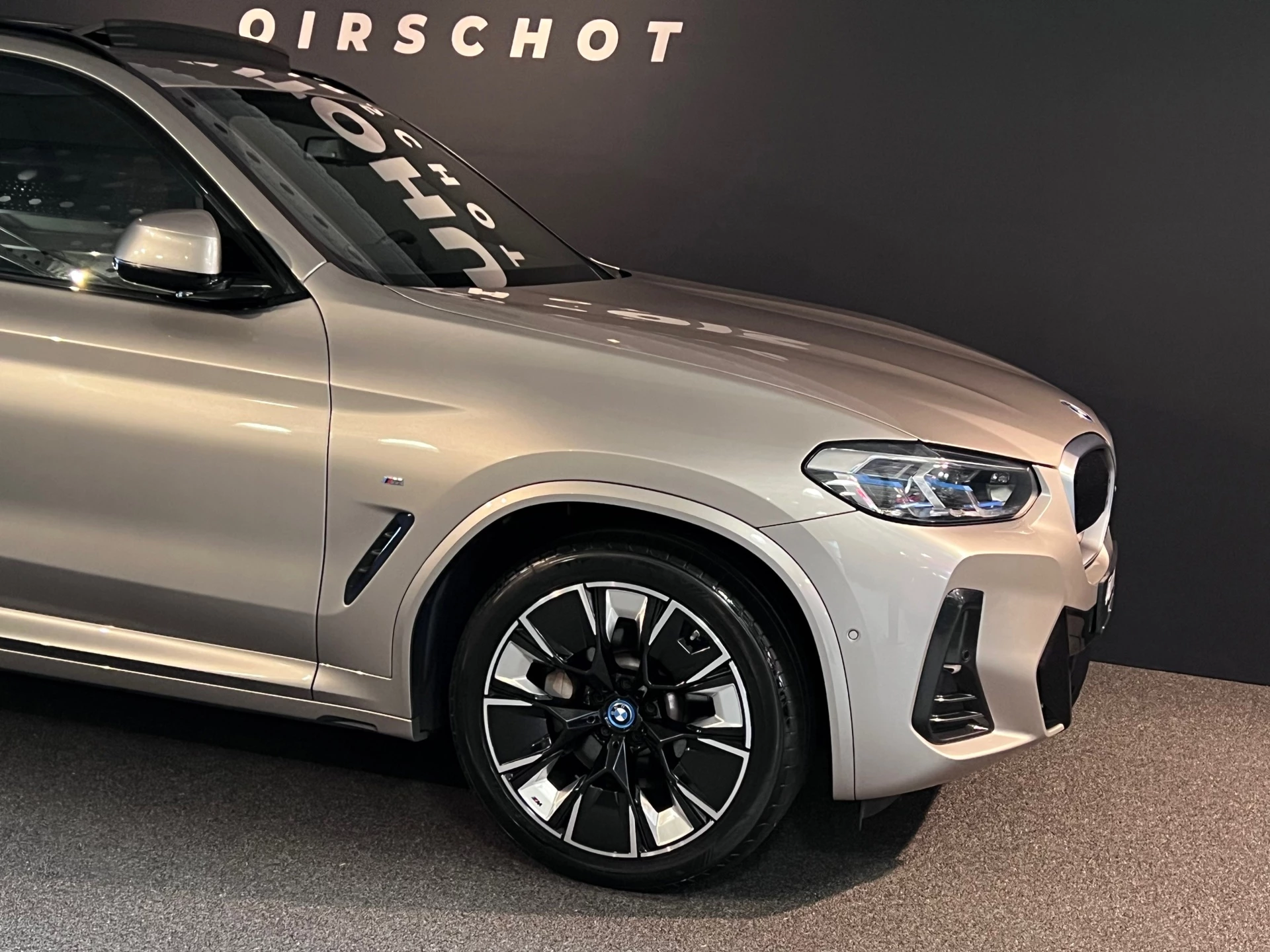 Hoofdafbeelding BMW iX3