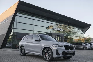 BMW X3 xDrive30e 292pk LCI M-sport Panoramadak X3M stoelen Brooklyn grau Trekhaak Adaptive cruise NLauto