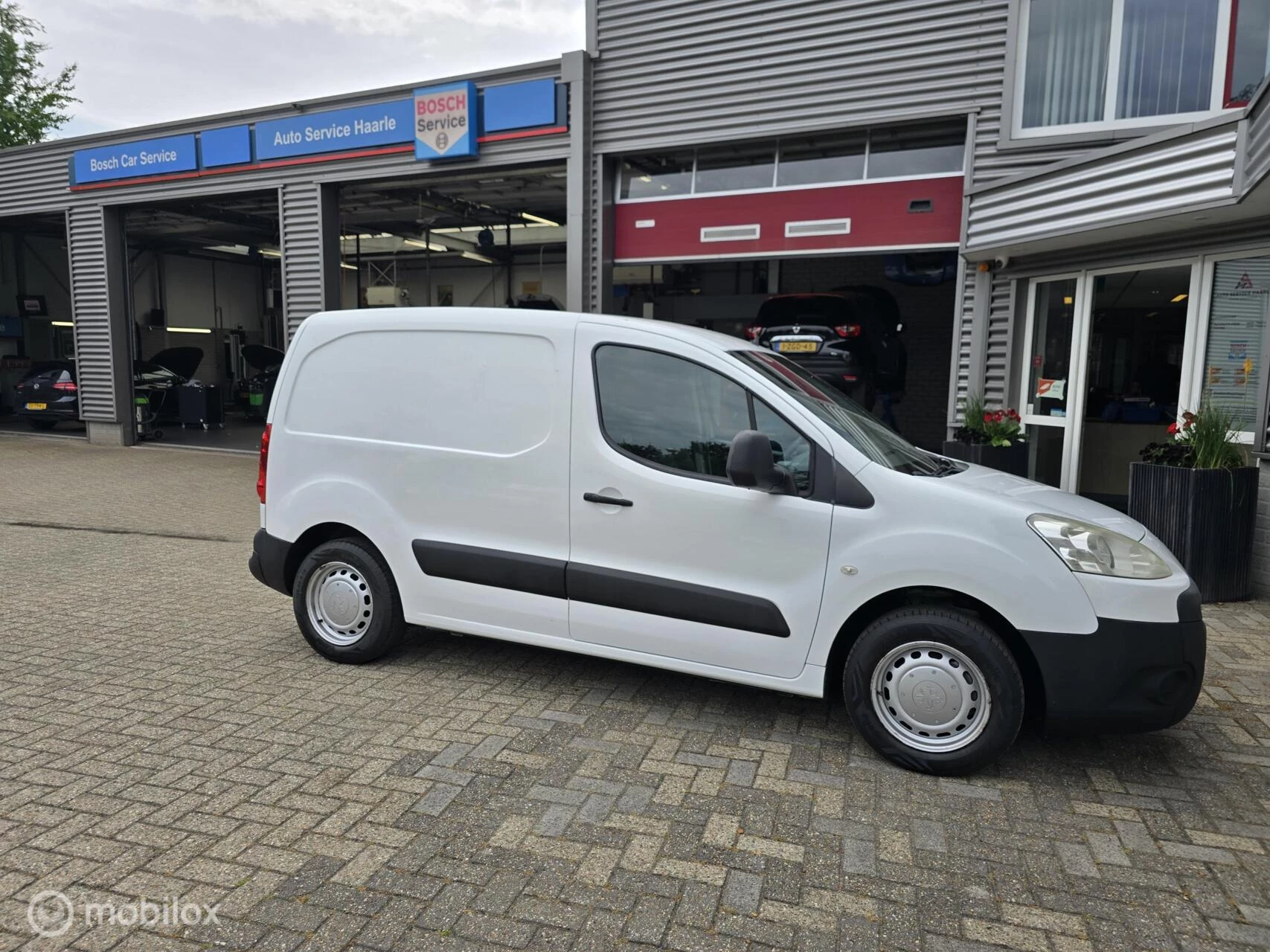Hoofdafbeelding Peugeot Partner