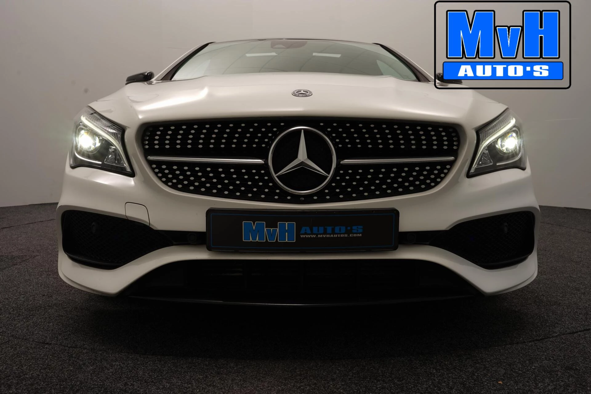 Hoofdafbeelding Mercedes-Benz CLA