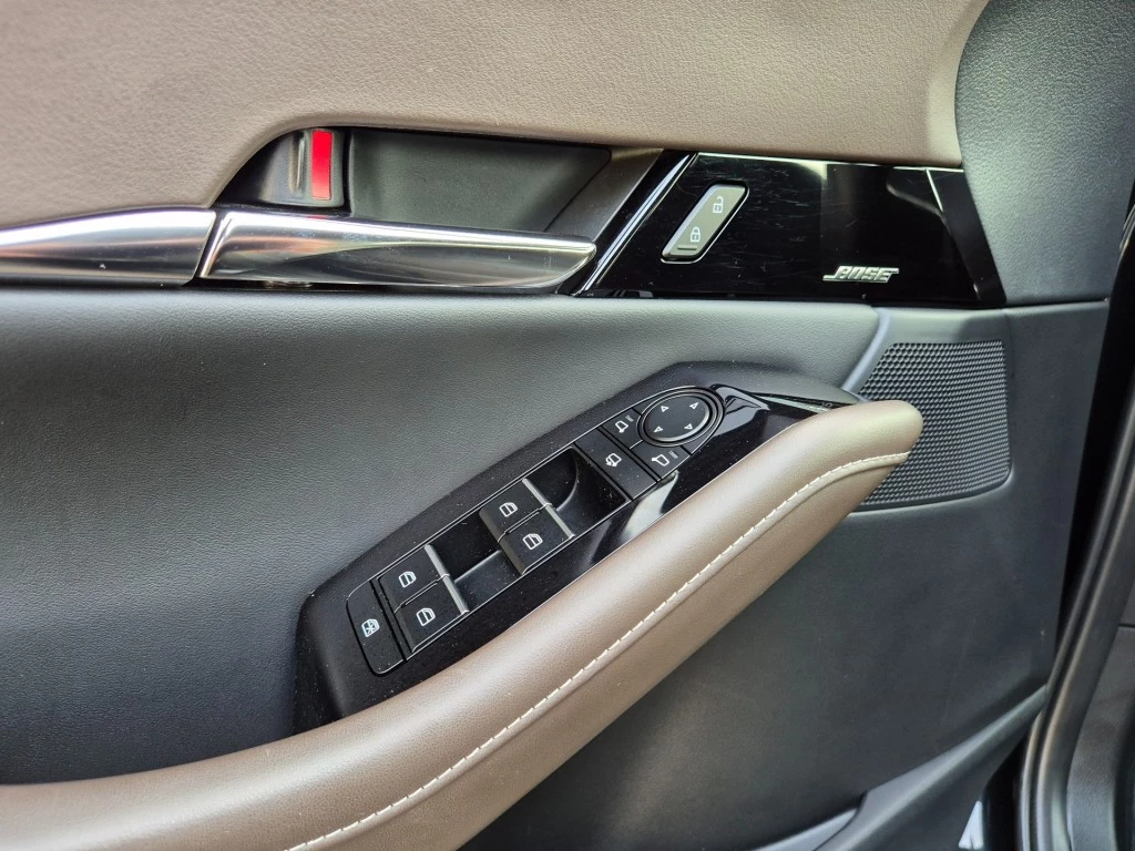 Hoofdafbeelding Mazda CX-30