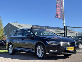 Volkswagen Passat Variant 1.4 TSI ACT Highline trekhaak pano