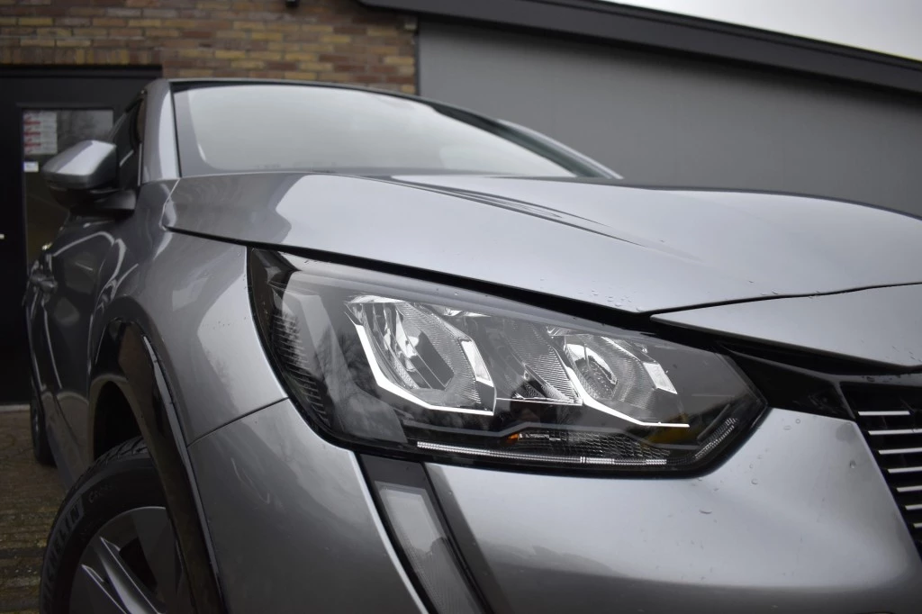 Hoofdafbeelding Peugeot e-208