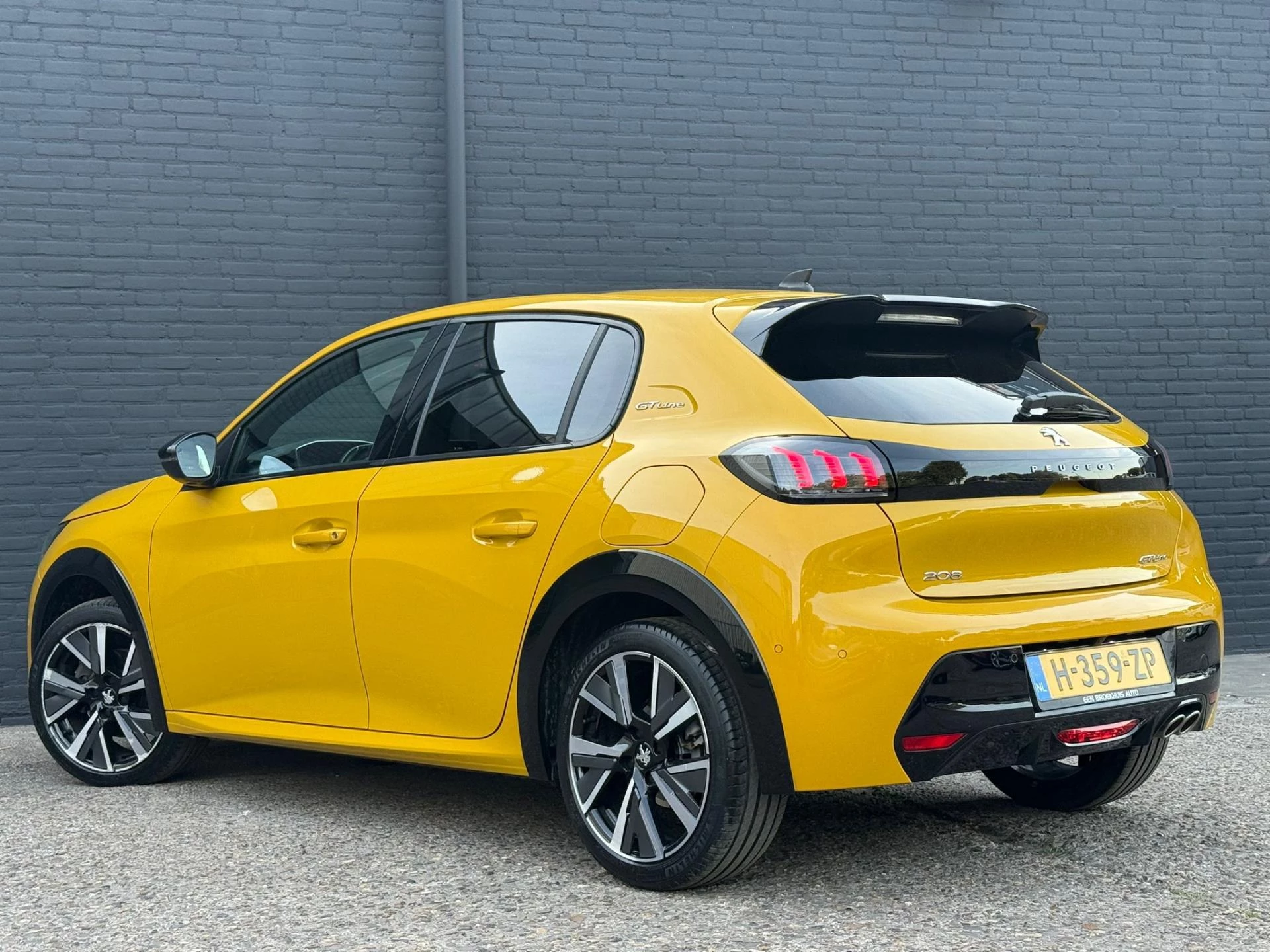 Hoofdafbeelding Peugeot 208