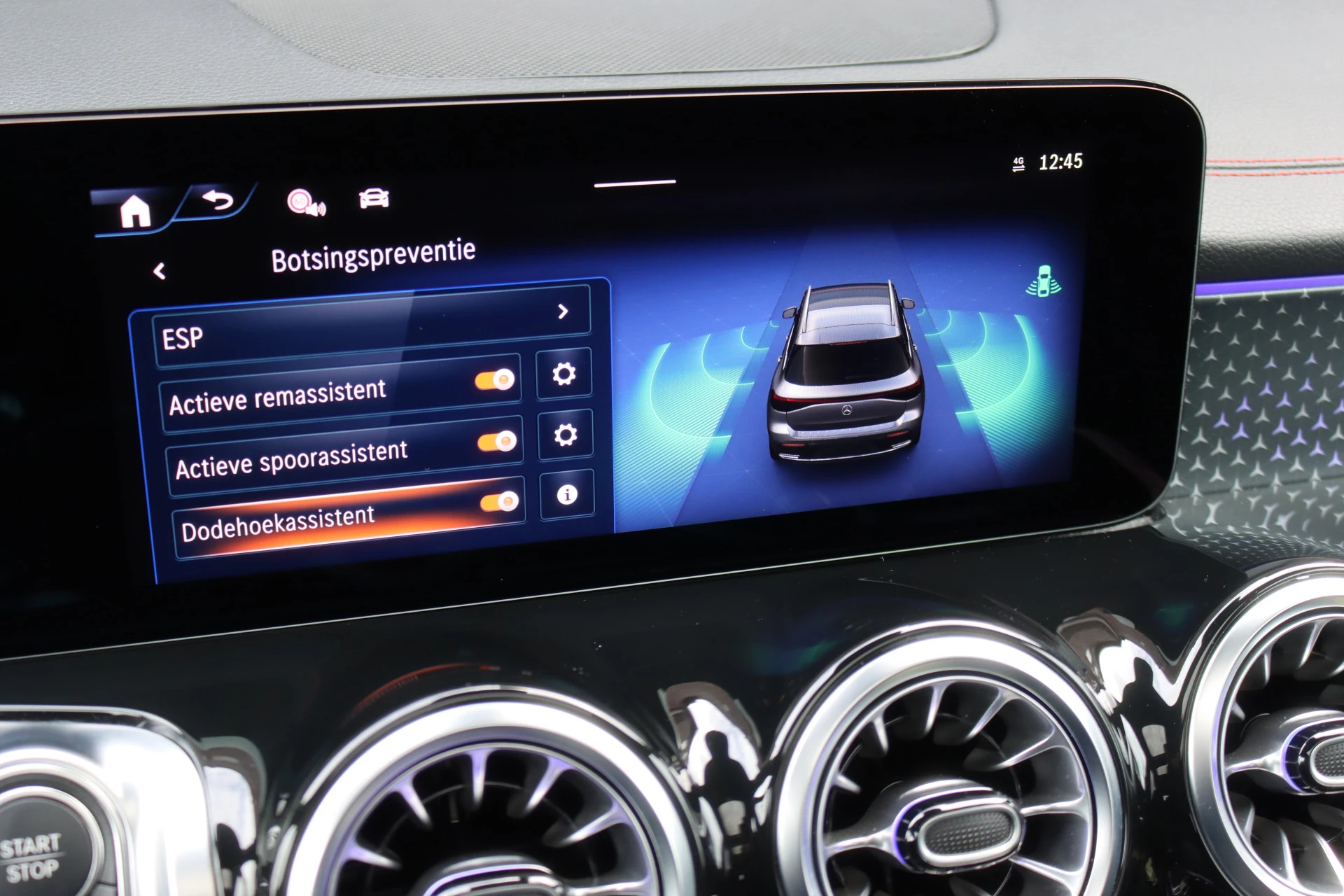 Hoofdafbeelding Mercedes-Benz EQB