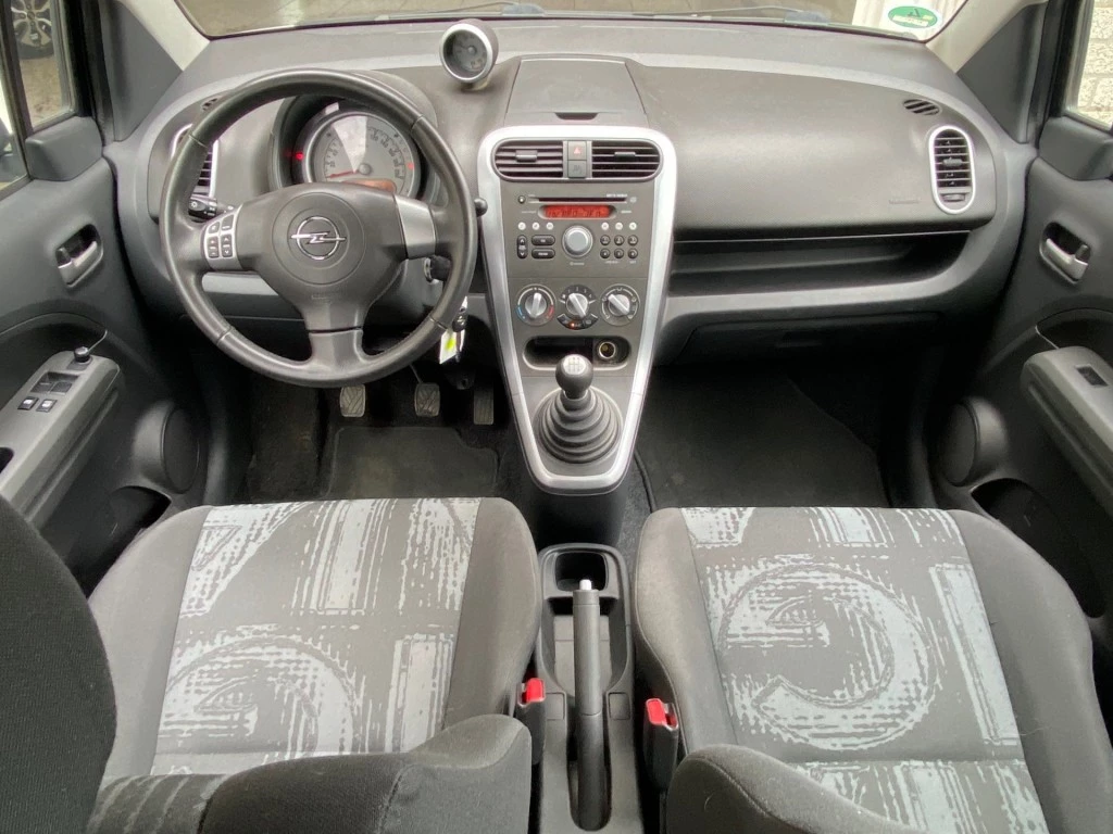 Hoofdafbeelding Opel Agila