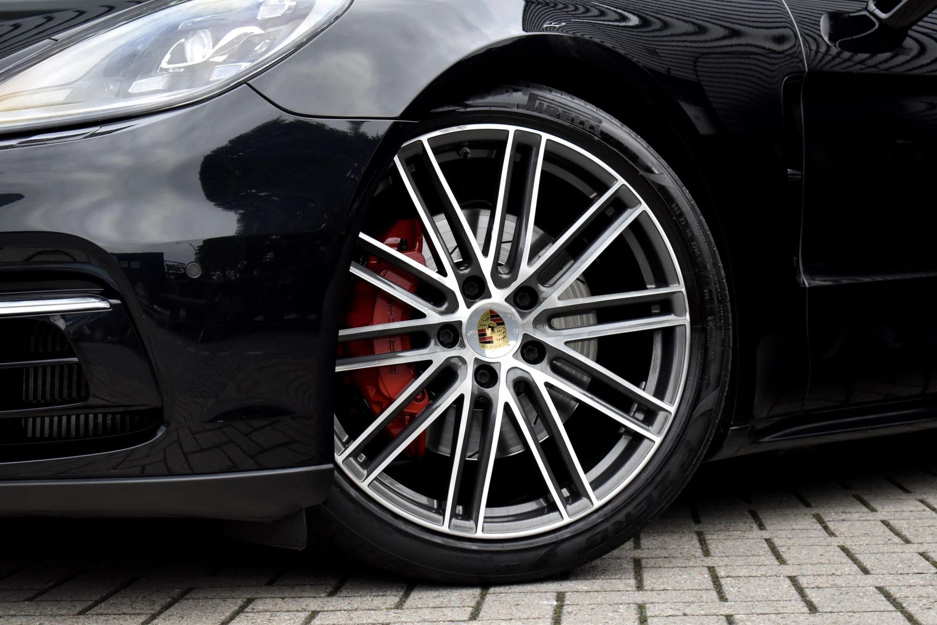 Hoofdafbeelding Porsche Panamera