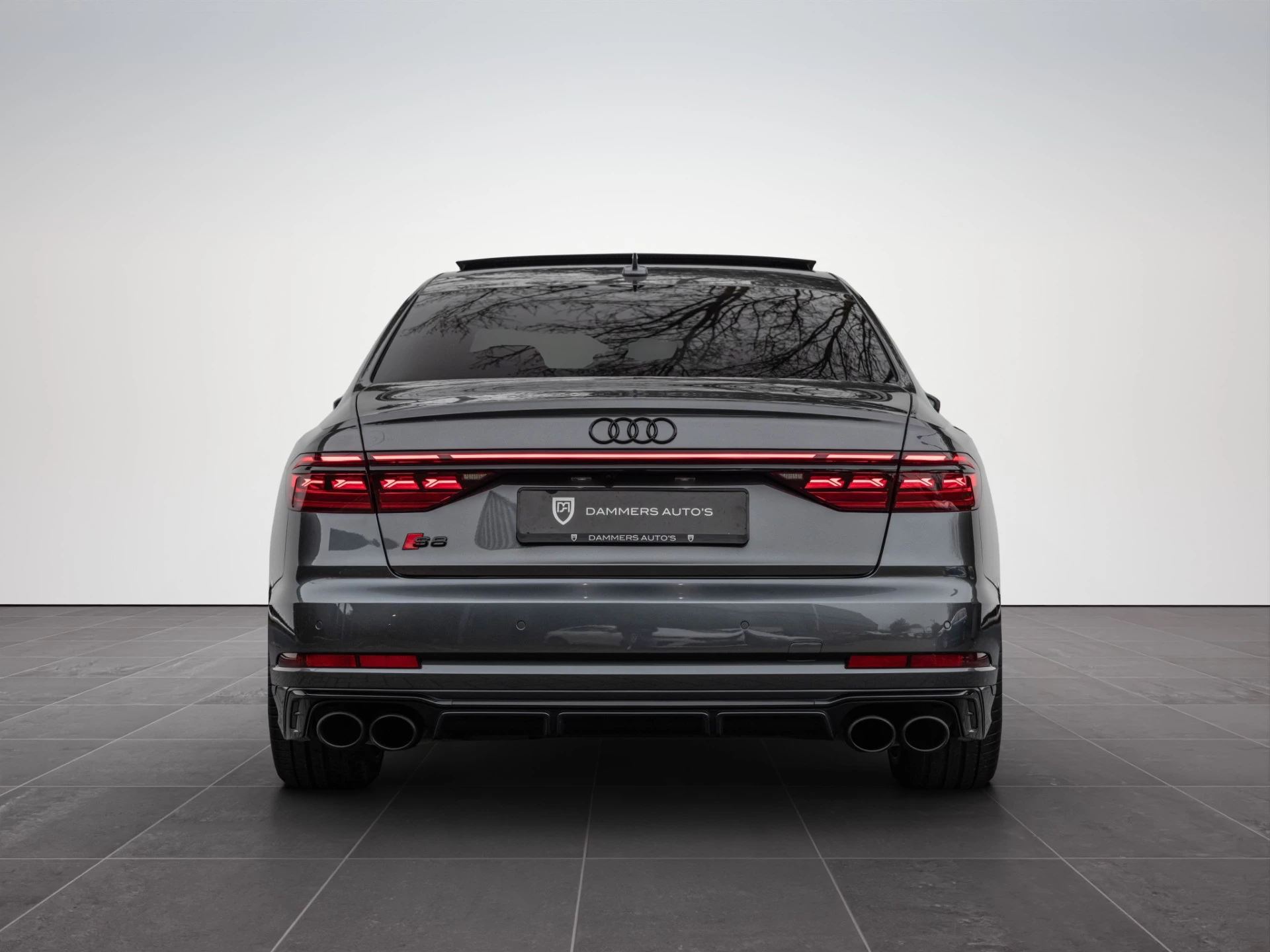 Hoofdafbeelding Audi S8