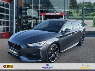 Hoofdafbeelding CUPRA Leon Sportstourer CUPRA Leon Sportstourer 1.4 TSI DSG VZ E-HYBRID TREKHAAK/CAMERA/ACC/ELEKKLEP/STOEL+STUURVERW