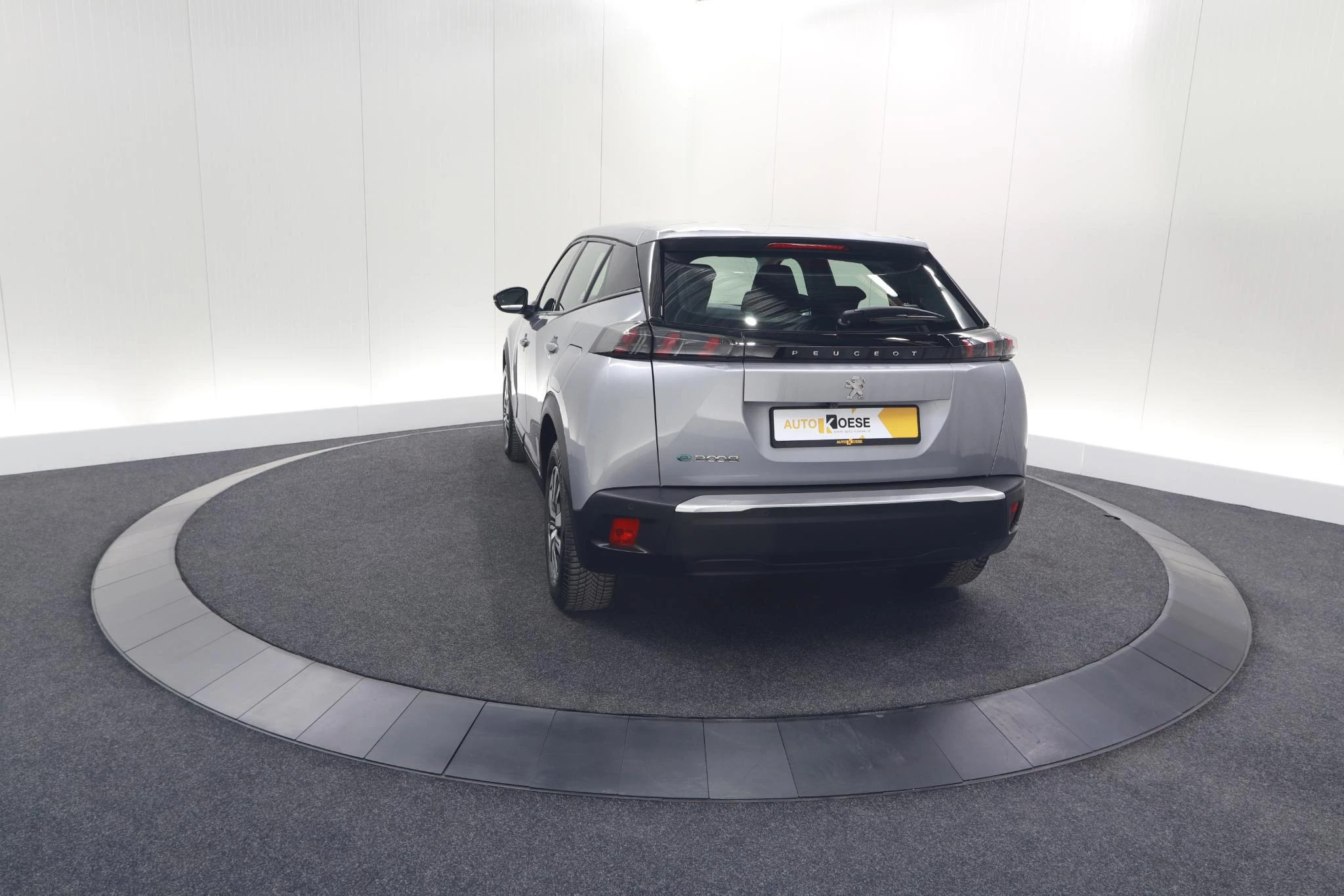 Hoofdafbeelding Peugeot e-2008
