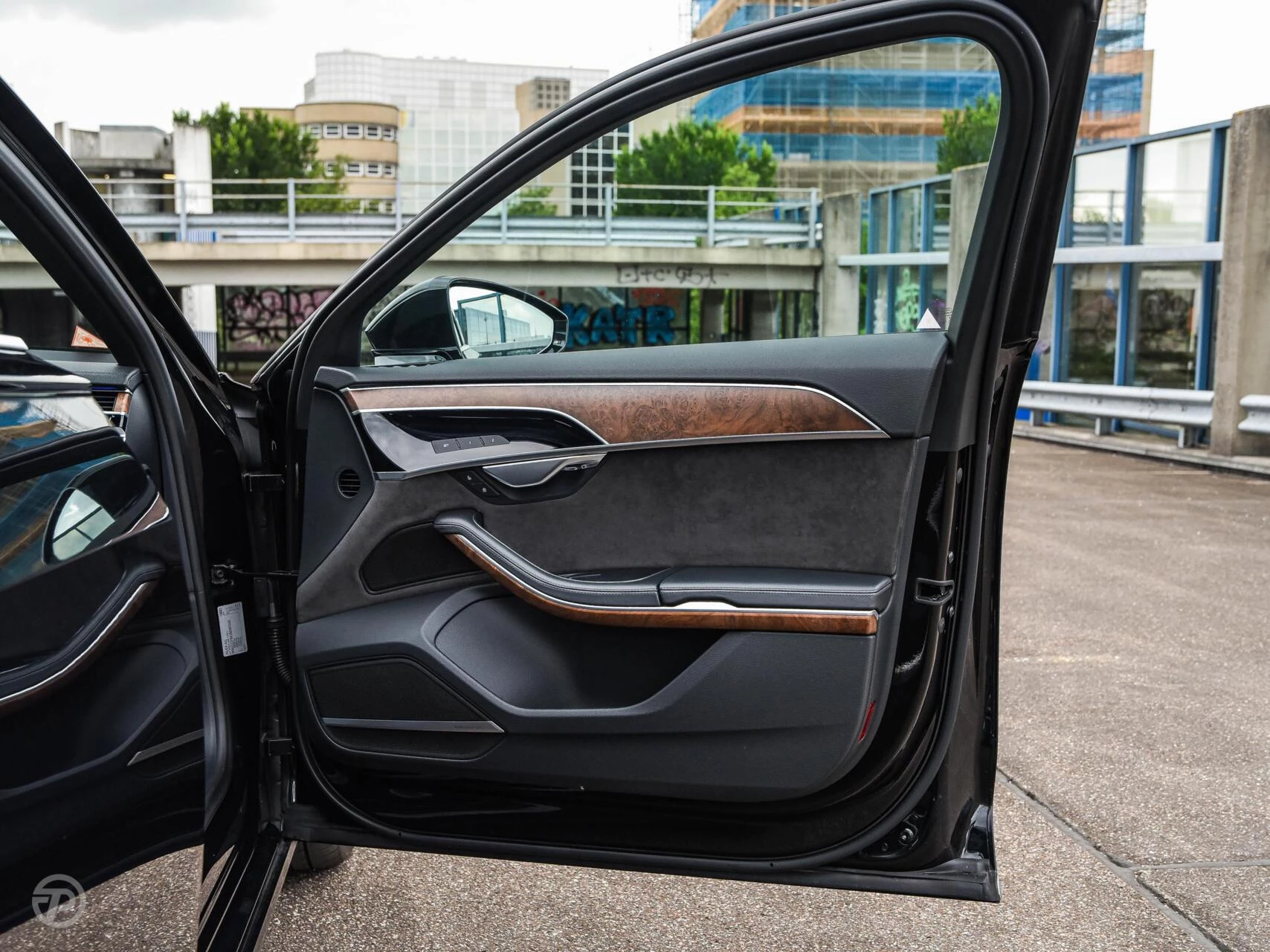 Hoofdafbeelding Audi A8