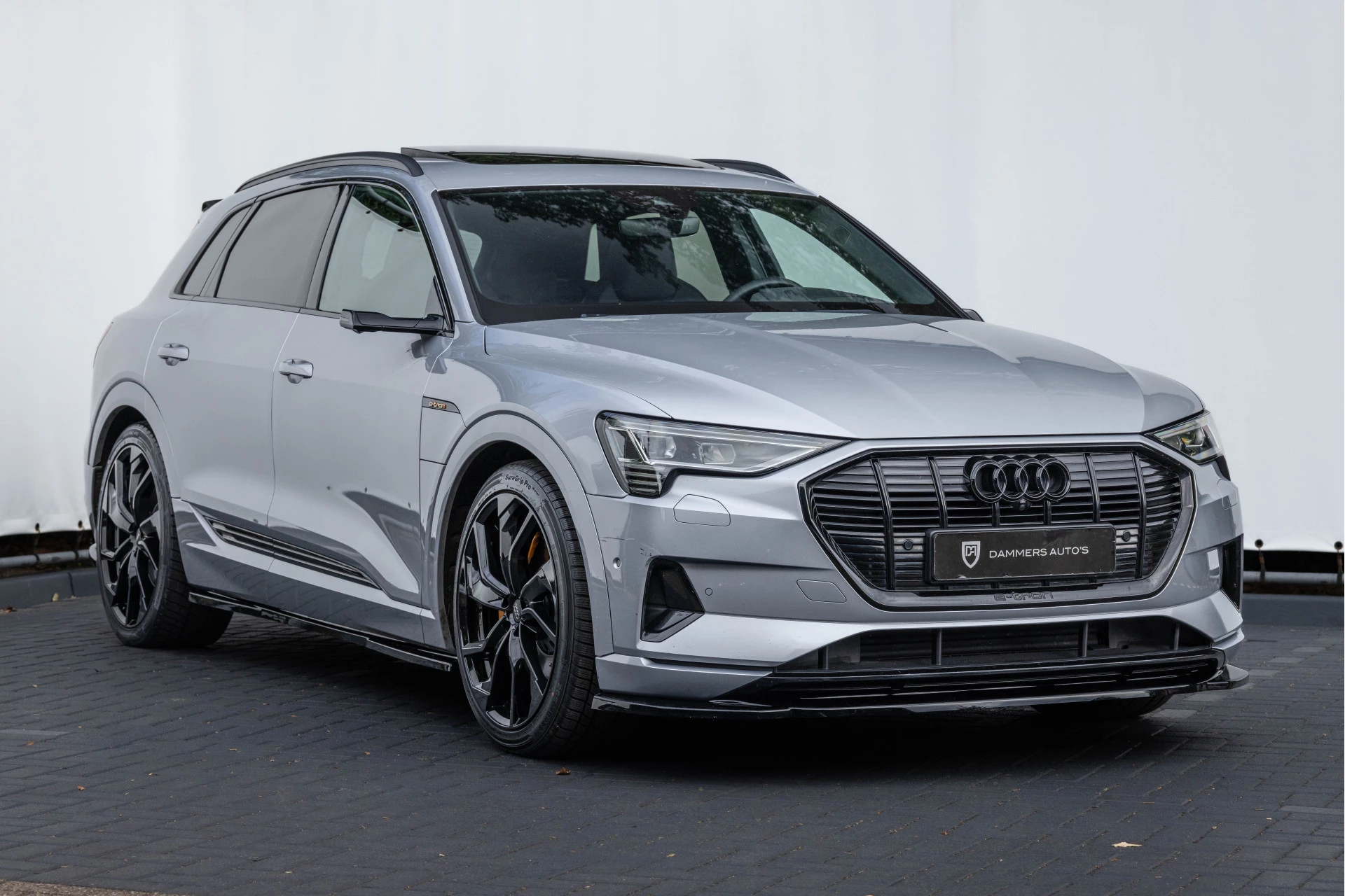 Hoofdafbeelding Audi e-tron
