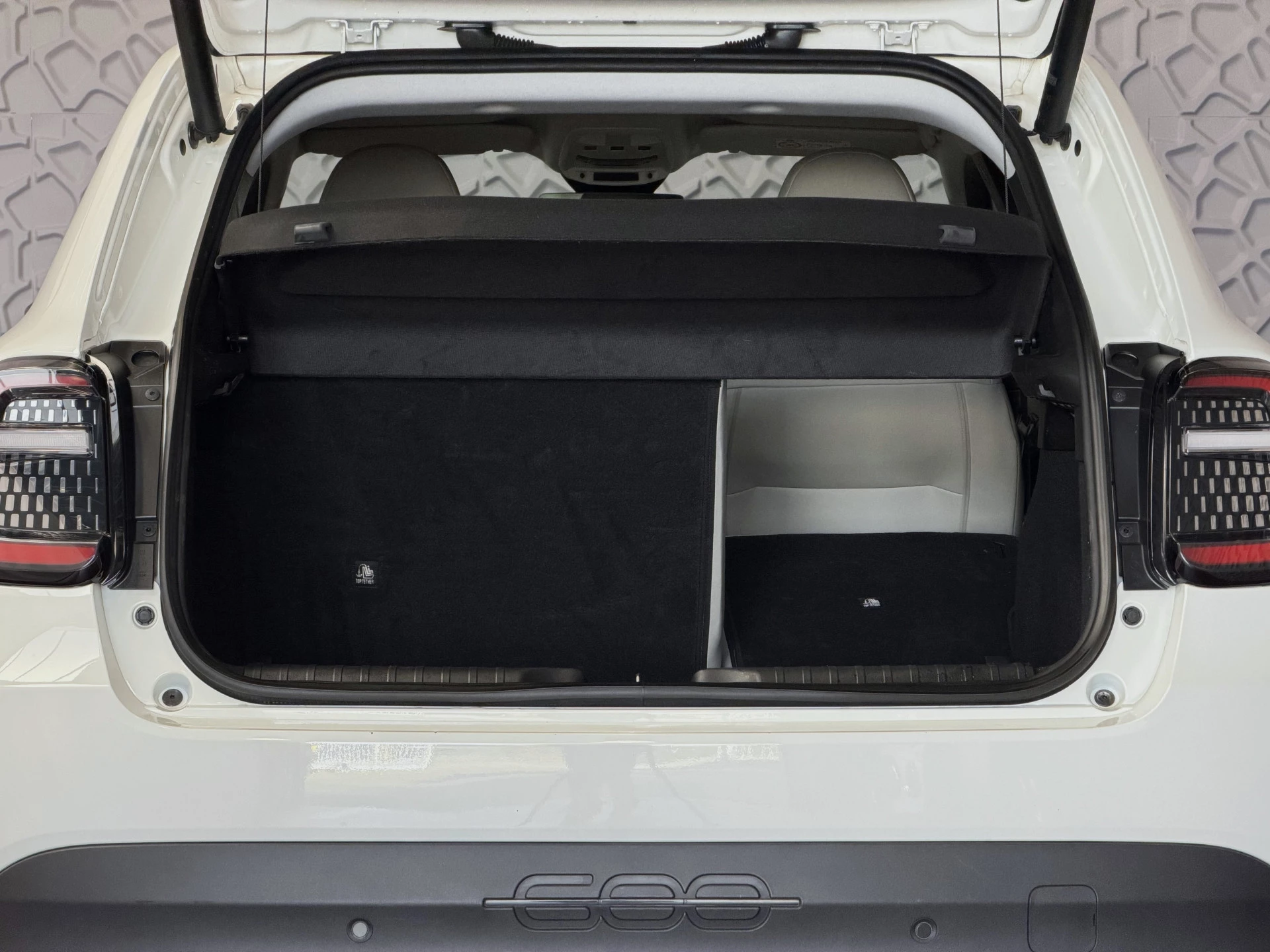 Hoofdafbeelding Fiat 600