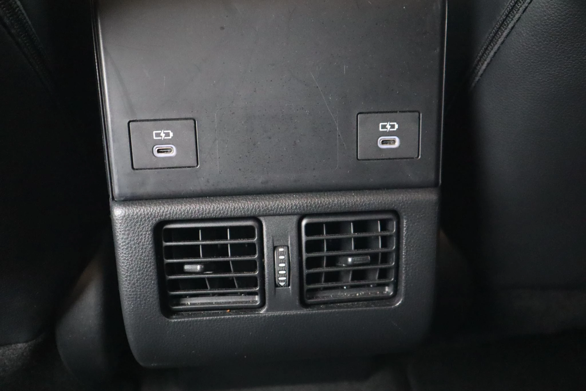 Hoofdafbeelding Toyota bZ4X