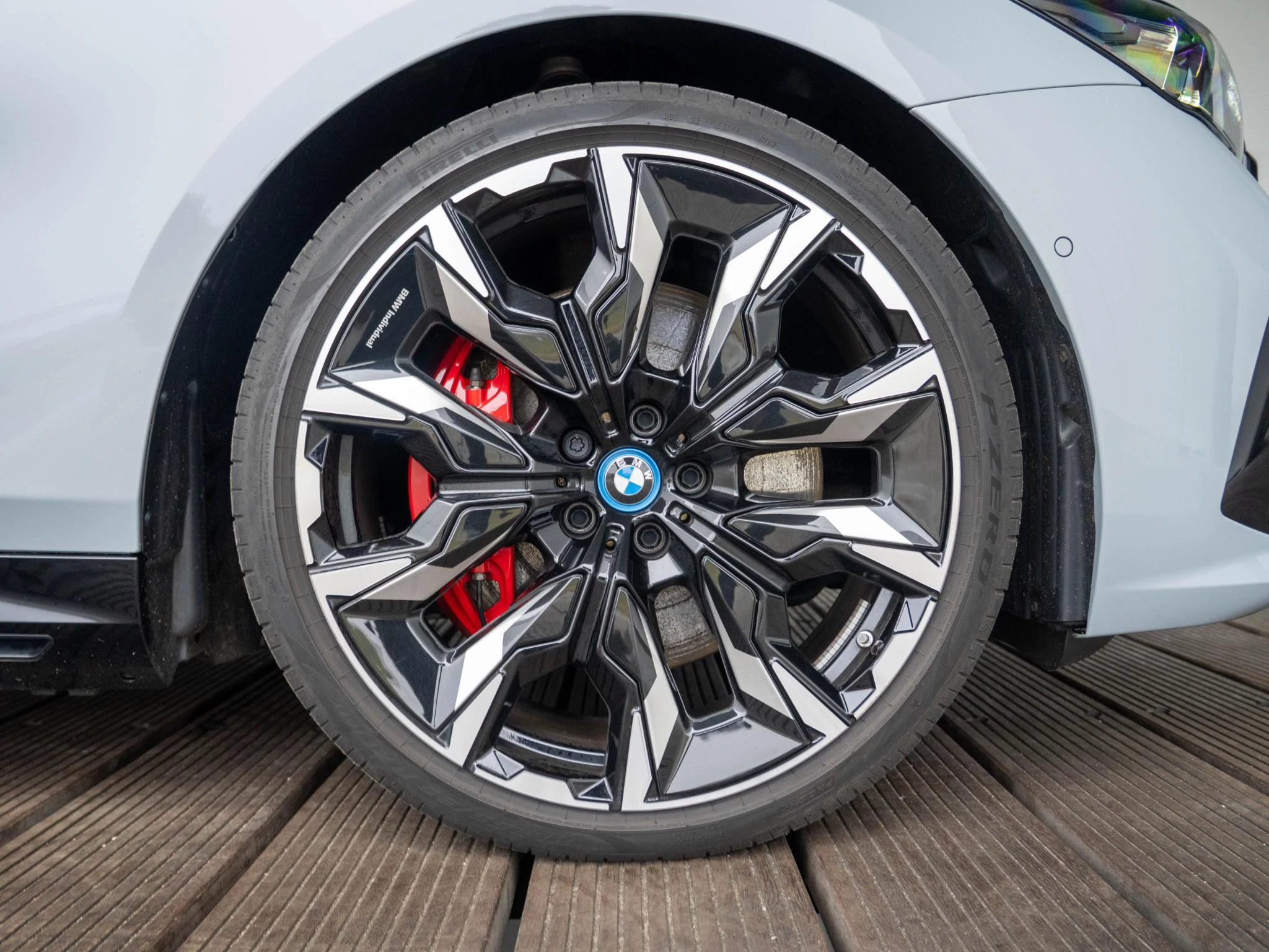 Hoofdafbeelding BMW i5