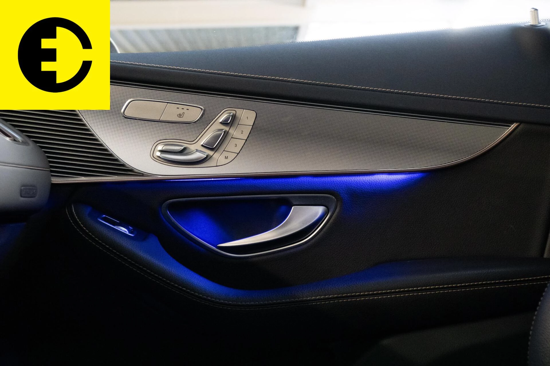 Hoofdafbeelding Mercedes-Benz EQC