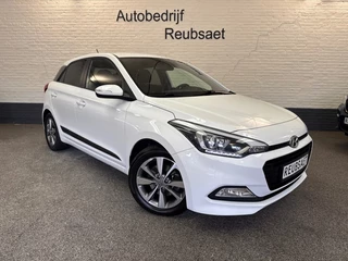 Hoofdafbeelding Hyundai i20 Hyundai i20 1.0 T-GDI Premium Airco Camera Cruise Carplay Led Incl 12Mnd Garantie