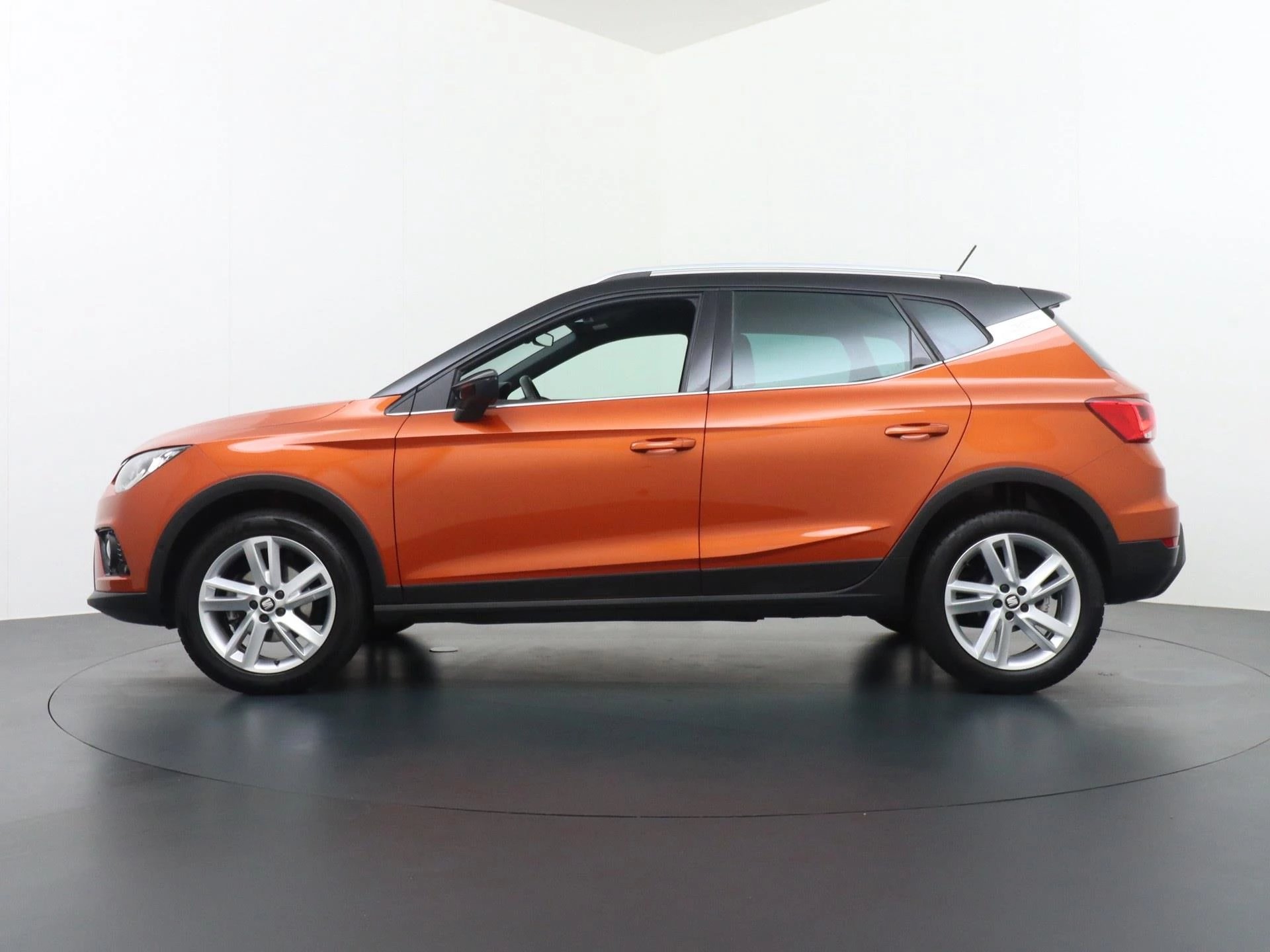 Hoofdafbeelding SEAT Arona