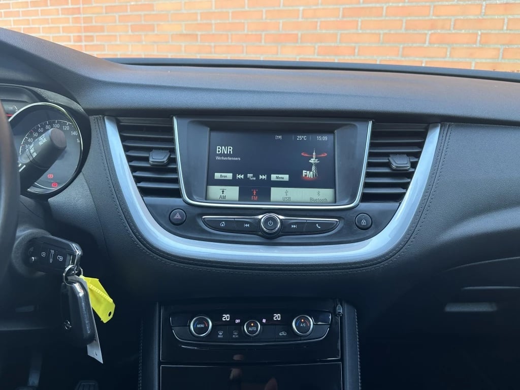 Hoofdafbeelding Opel Grandland X