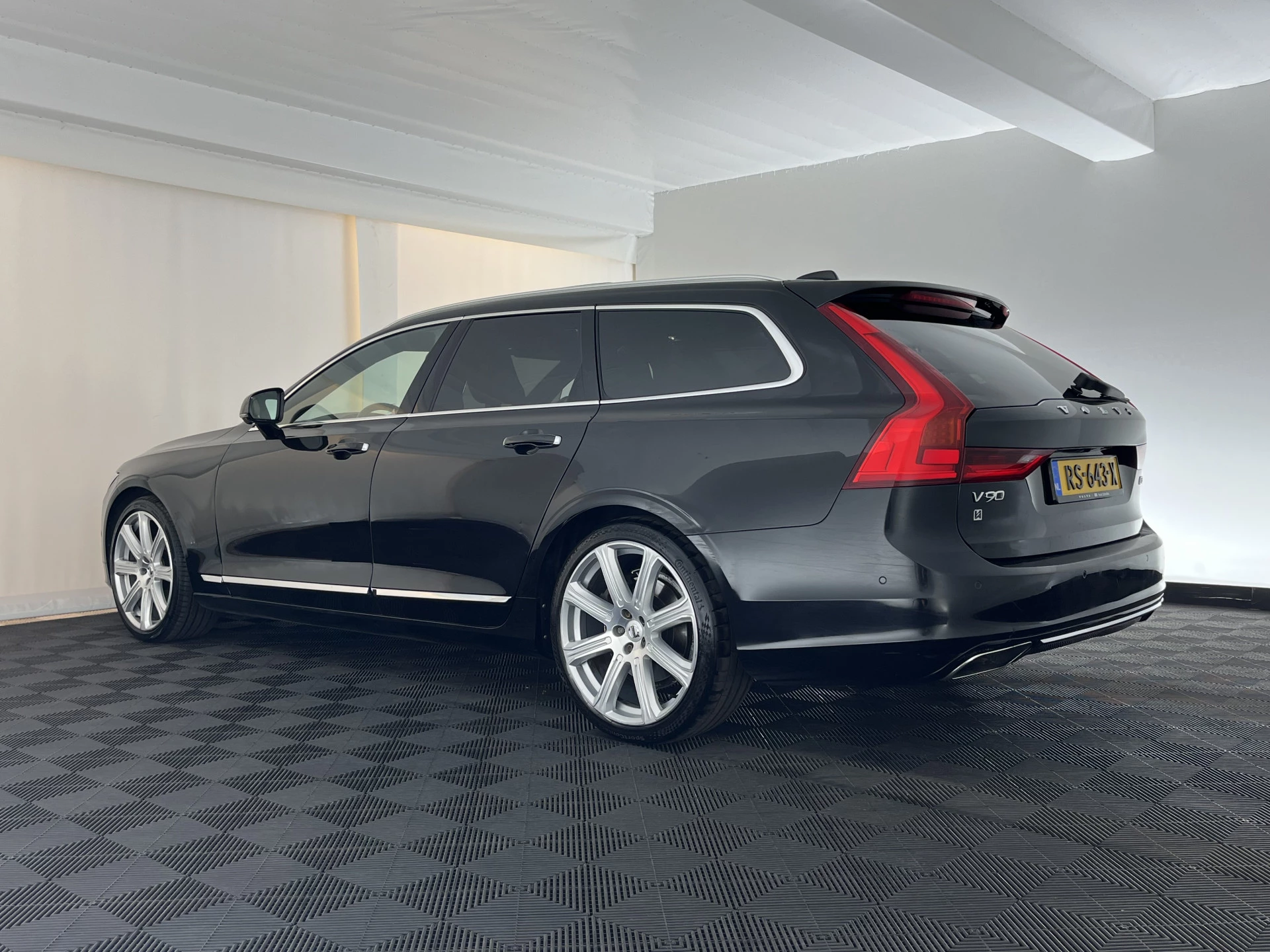 Hoofdafbeelding Volvo V90