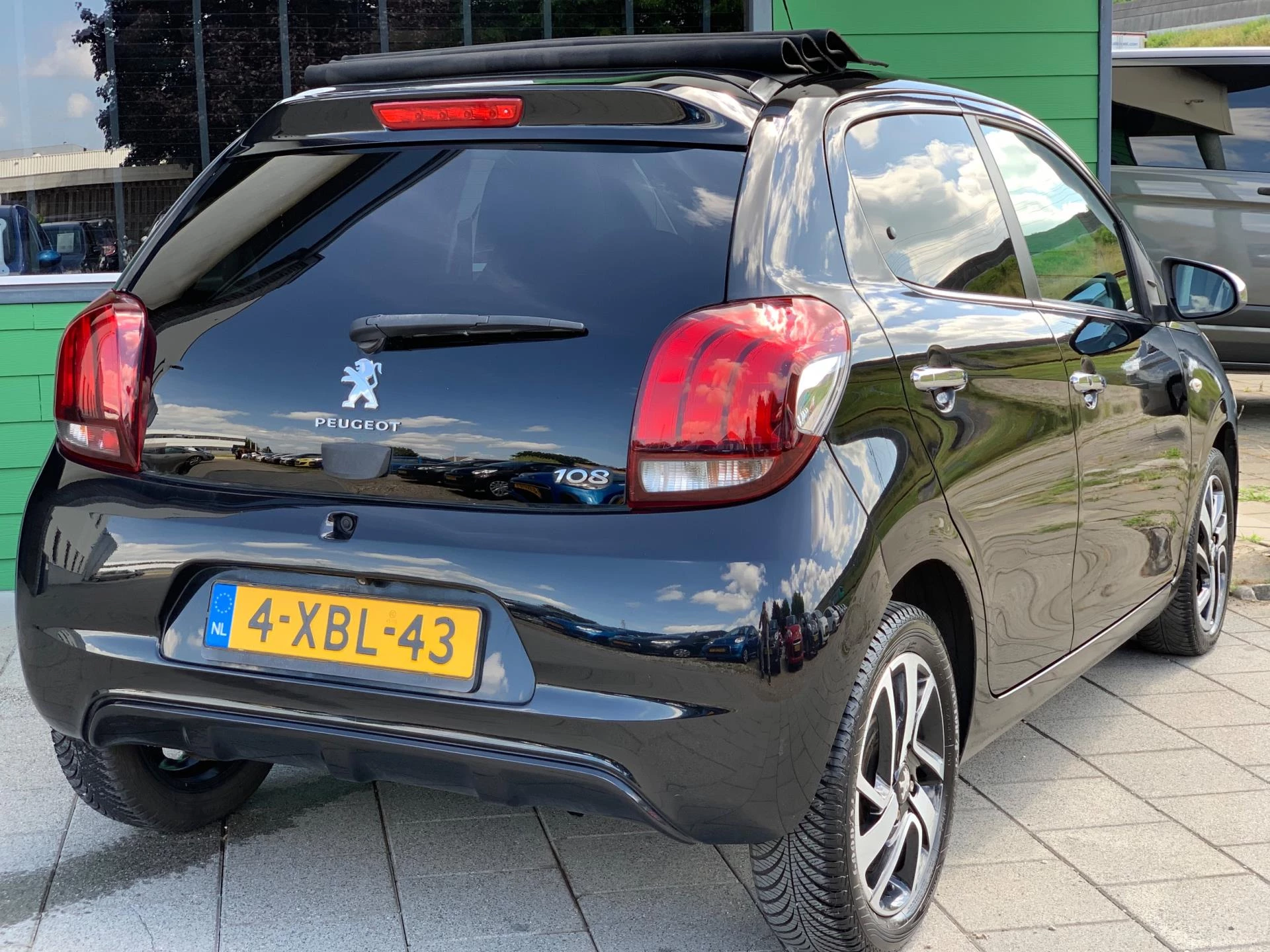 Hoofdafbeelding Peugeot 108