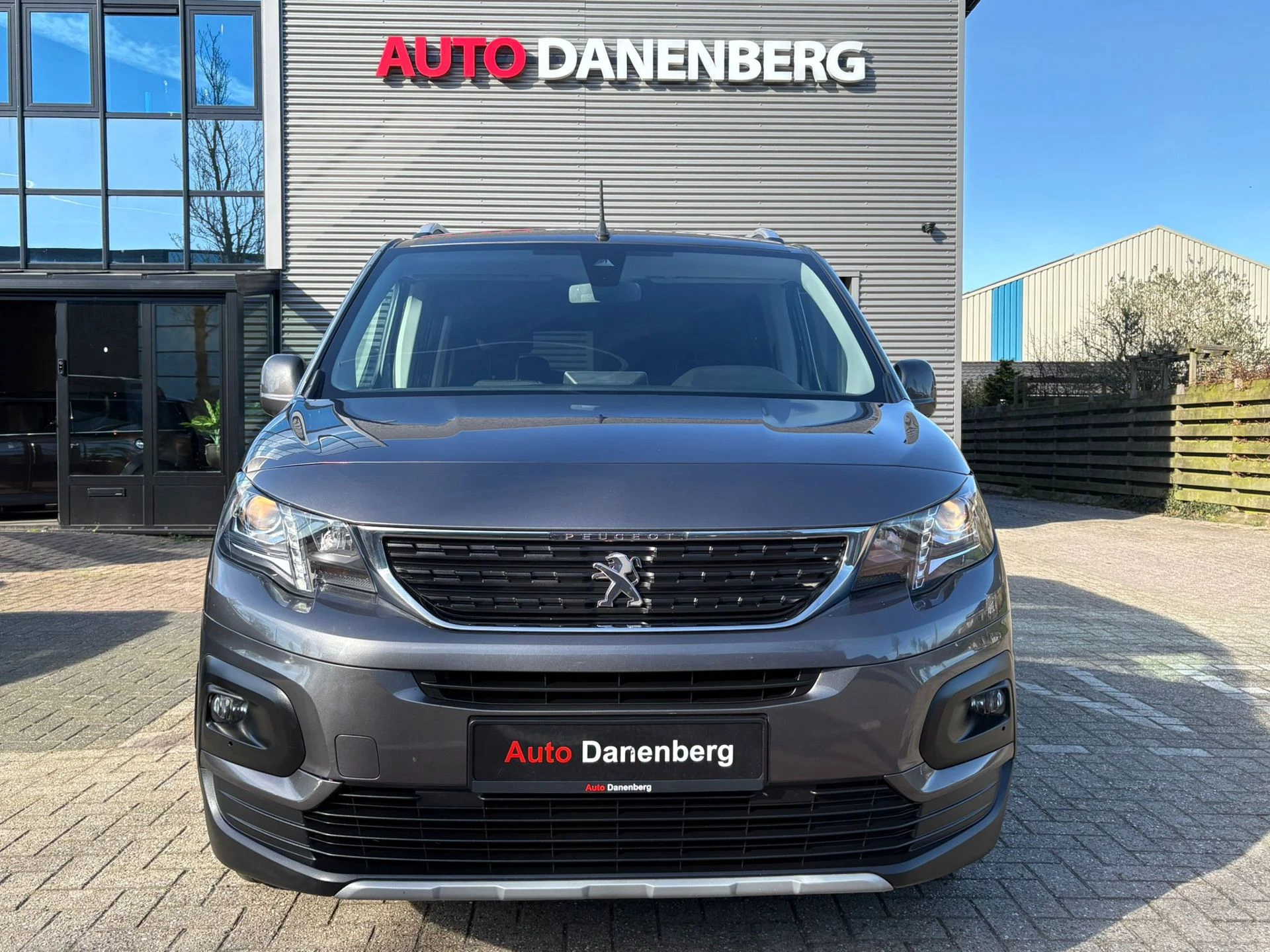 Hoofdafbeelding Peugeot Rifter