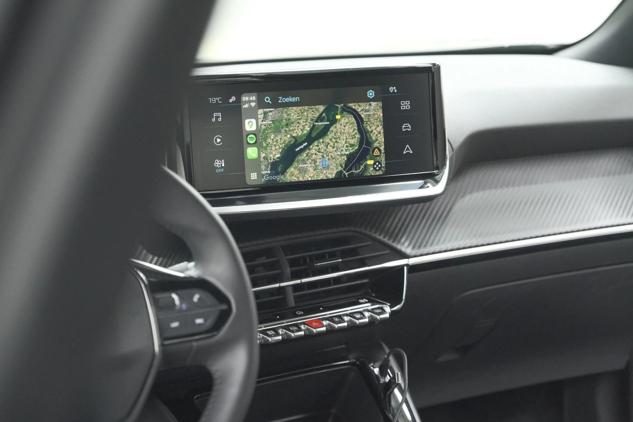 Hoofdafbeelding Peugeot e-2008