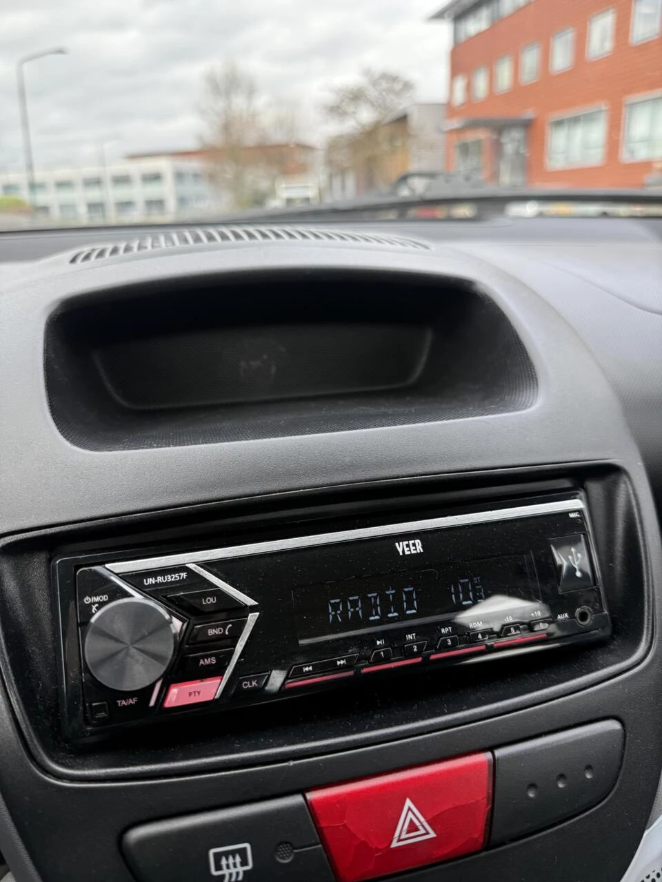 Hoofdafbeelding Peugeot 107