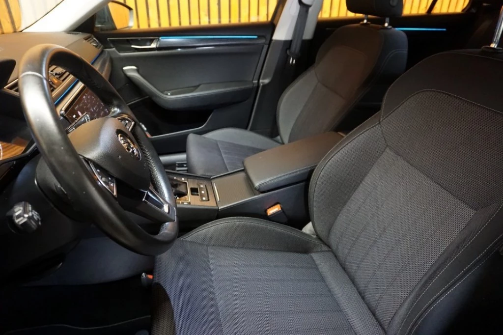 Hoofdafbeelding Škoda Superb