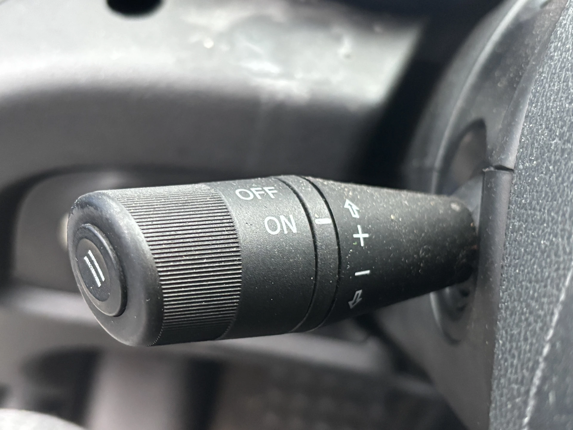 Hoofdafbeelding Iveco 40C18 3.0 180 PK Automaat Be Trekker + Veldhuizen P45-1 2019 Semi Dieplader