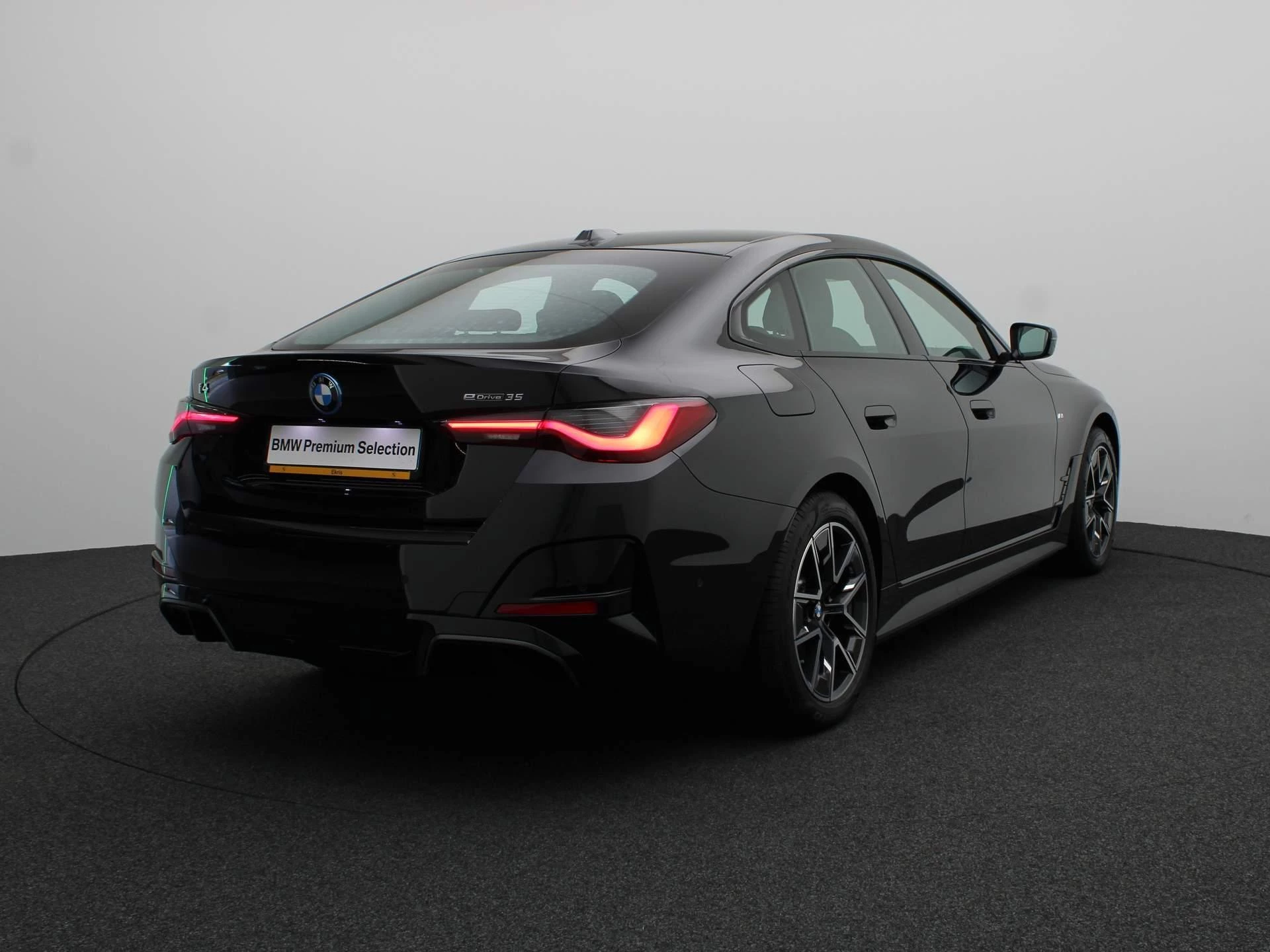 Hoofdafbeelding BMW i4