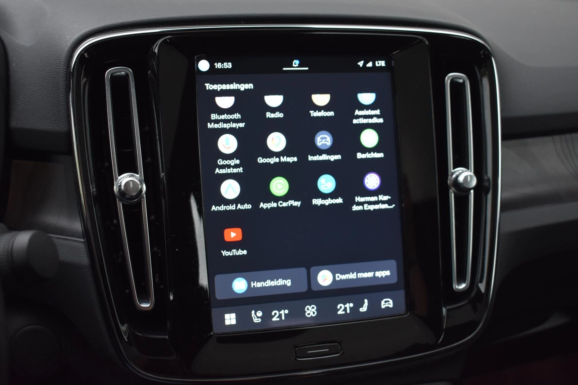 Hoofdafbeelding Volvo C40