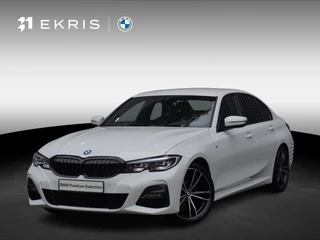 BMW 3 Serie 318i Model M Sport | Comfort Access | Driving Assistant | HiFi System | Trekhaak met elektrisch wegklapbare kogel | Achteruitrijcamera | Extra getint glas achter | Lentevoordeel