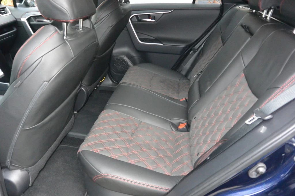 Hoofdafbeelding Suzuki Across