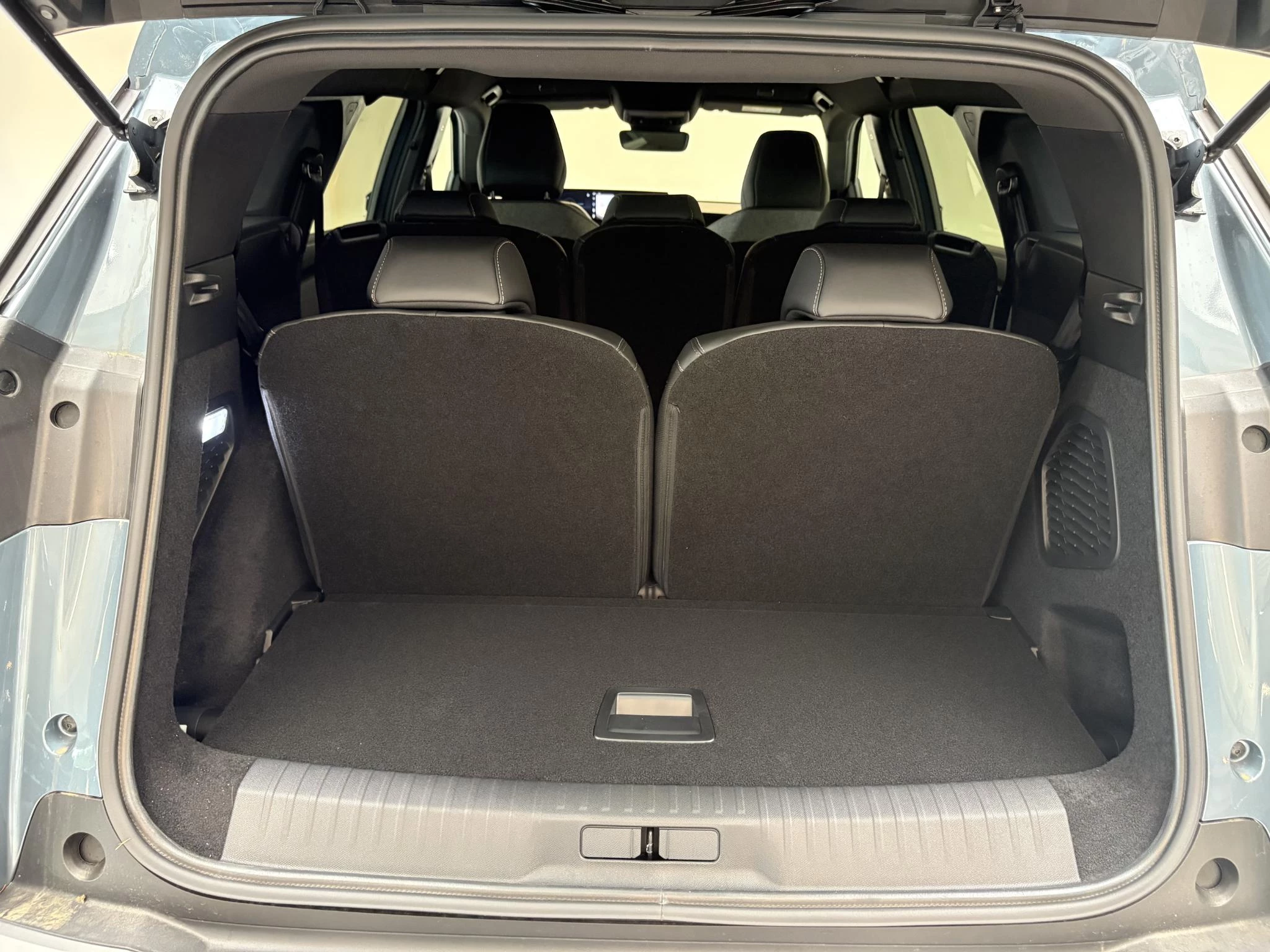 Hoofdafbeelding Peugeot e-5008