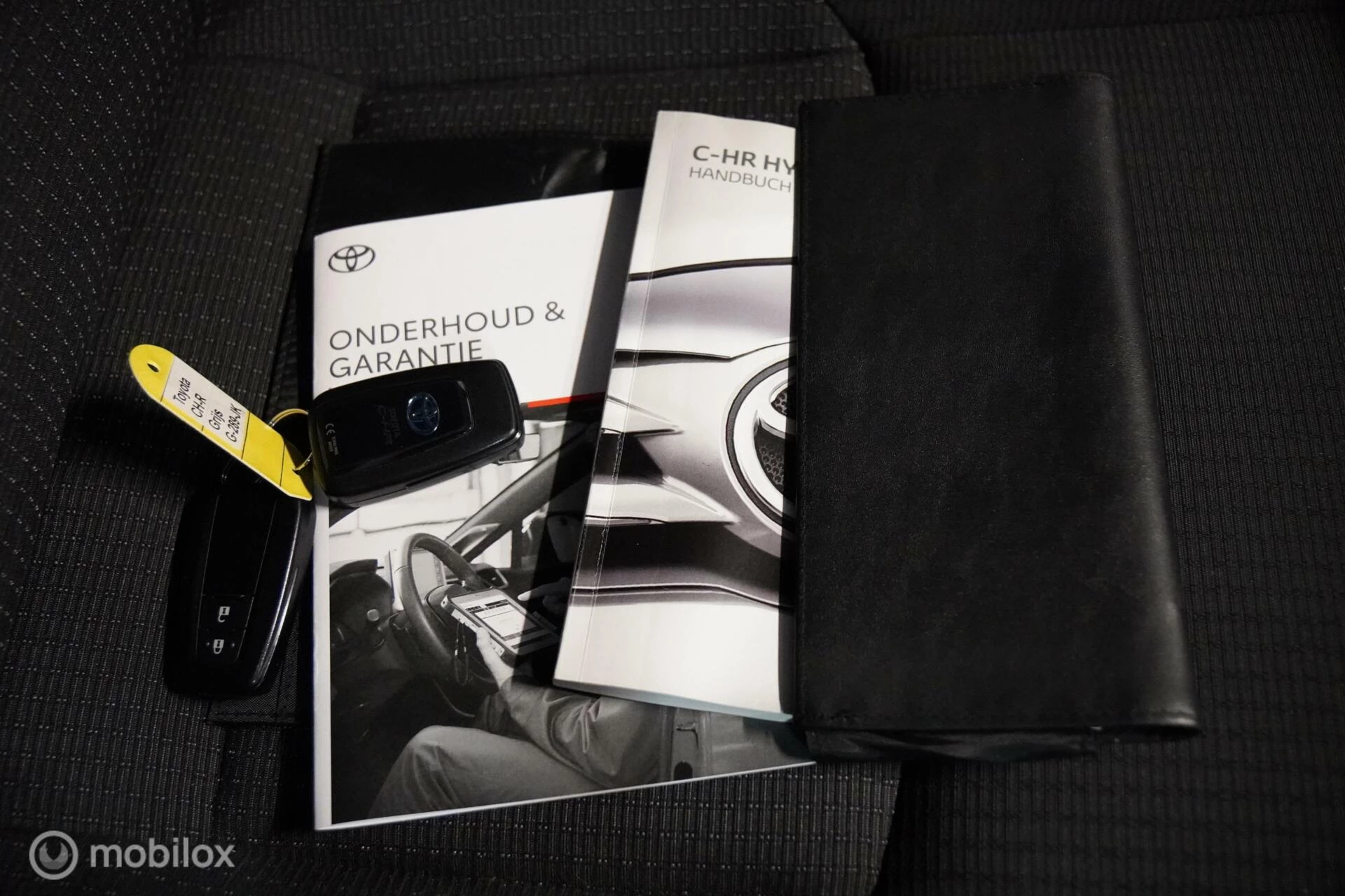 Hoofdafbeelding Toyota C-HR