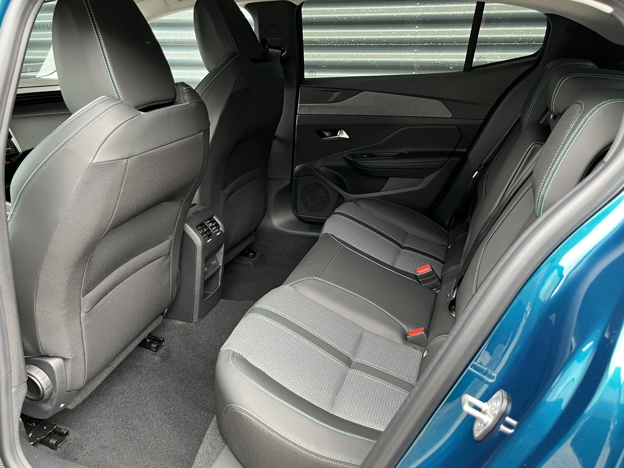 Hoofdafbeelding Peugeot 408