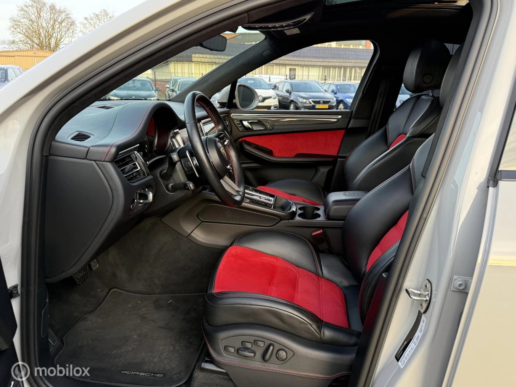 Hoofdafbeelding Porsche Macan