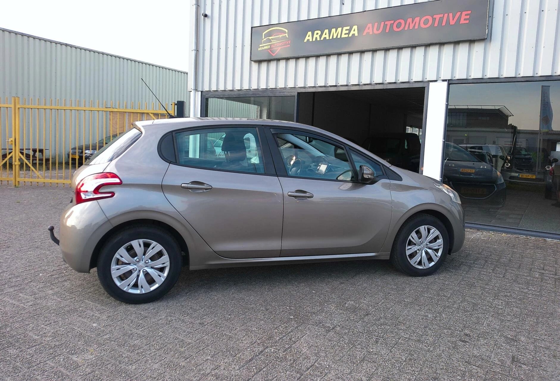 Hoofdafbeelding Peugeot 208