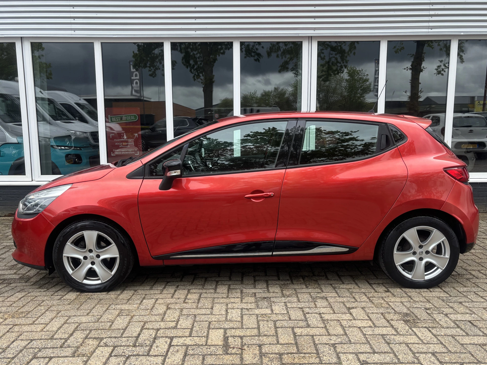 Hoofdafbeelding Renault Clio