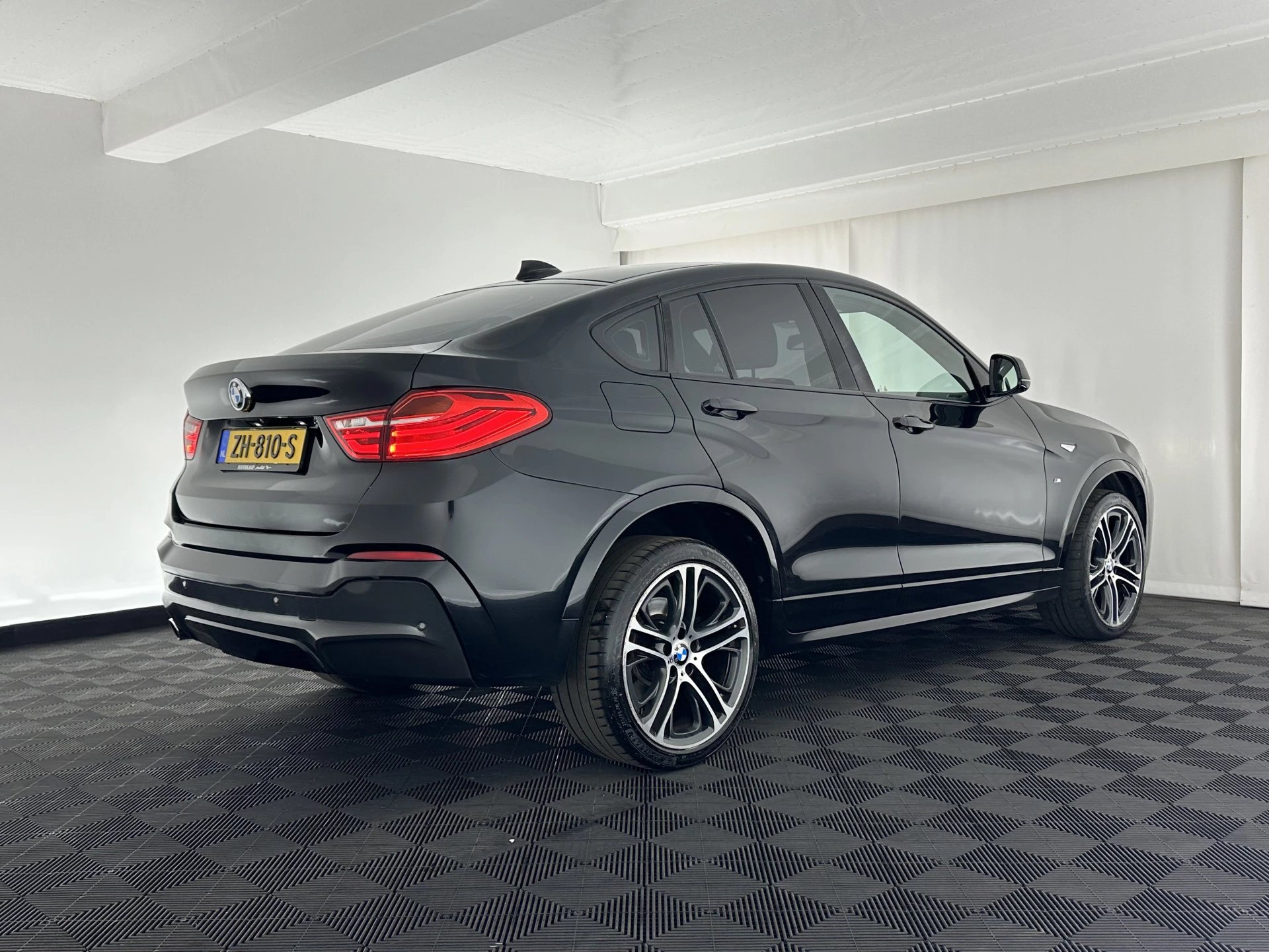 Hoofdafbeelding BMW X4