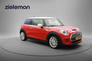 MINI Electric Mini Essential 33 kWh - Carplay, Navi, Camera, Half Leer, Stoelverw. SOH 97%