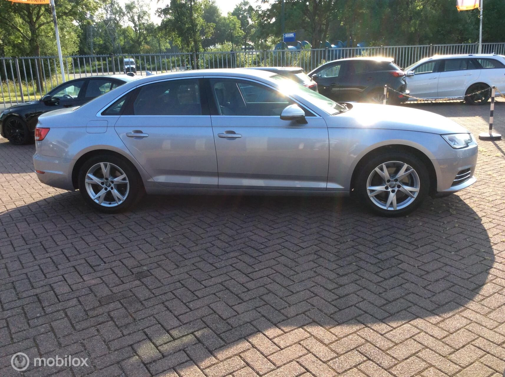 Hoofdafbeelding Audi A4