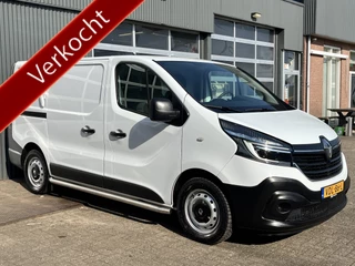 Renault Trafic 1.6 dCi L1H1 2x Schuifdeur Kastinrichting Airco Cruise controle Kastinrichting 3-Persoons Telefoonverbinding Parkeersensoren achter Sitebars 1e eigenaar Euro 6 Dealer onderhouden