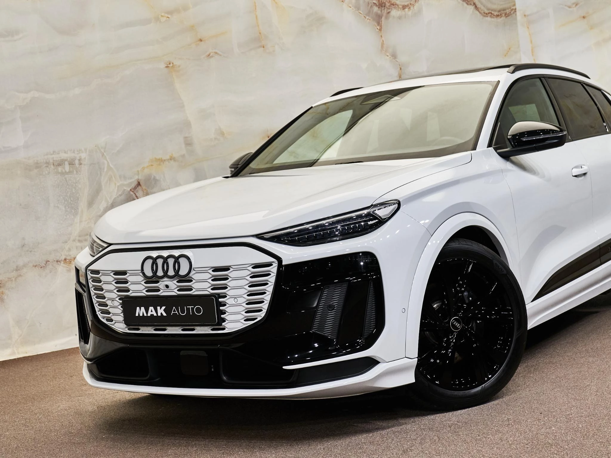 Hoofdafbeelding Audi SQ6