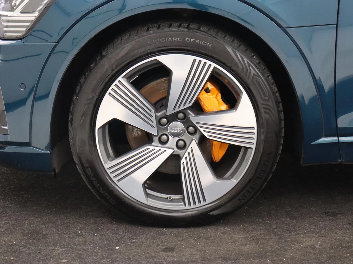 Hoofdafbeelding Audi e-tron