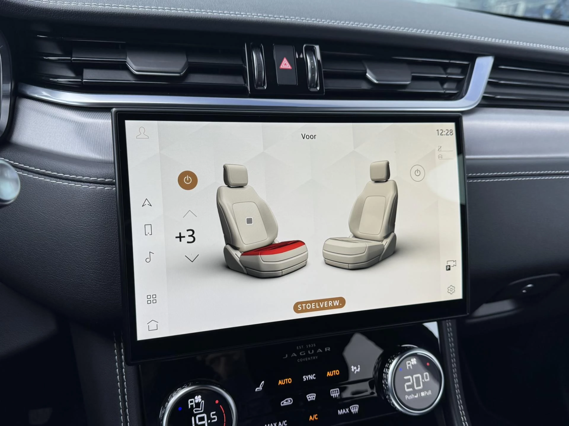 Hoofdafbeelding Jaguar F-PACE