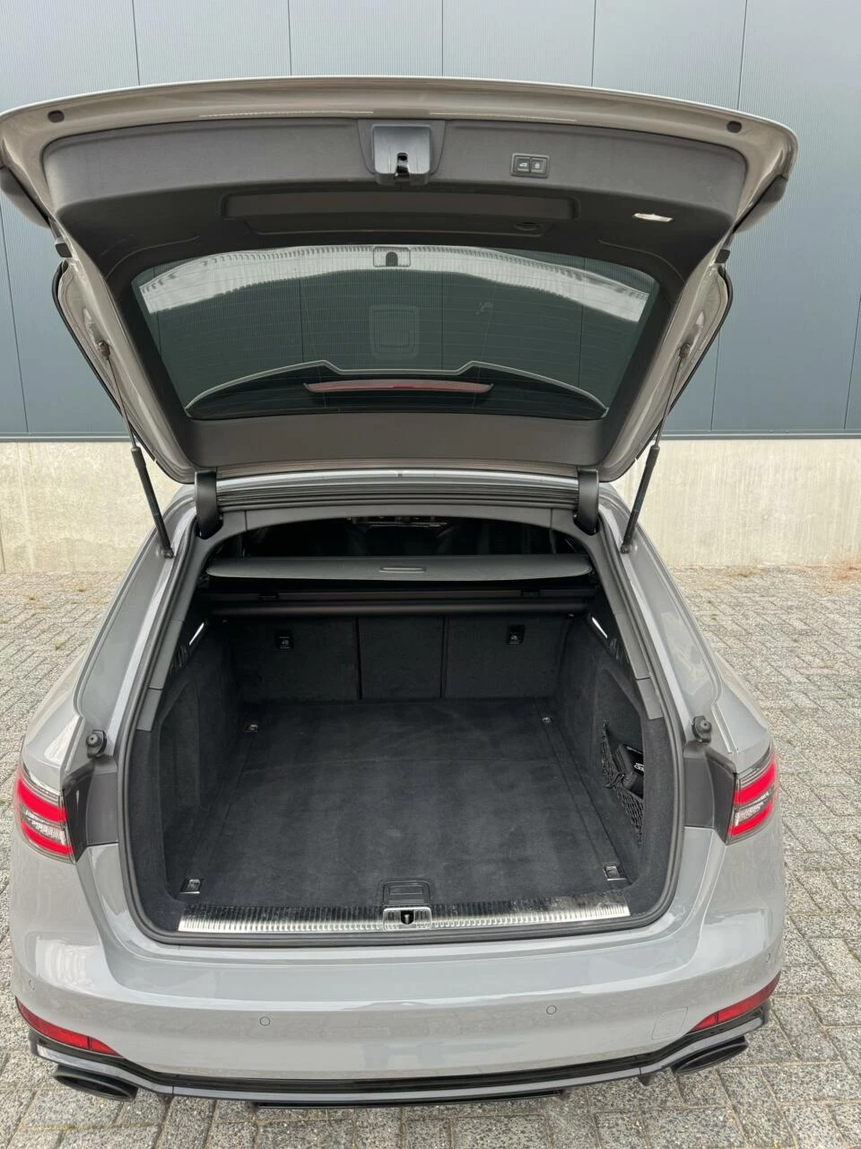 Hoofdafbeelding Audi RS4