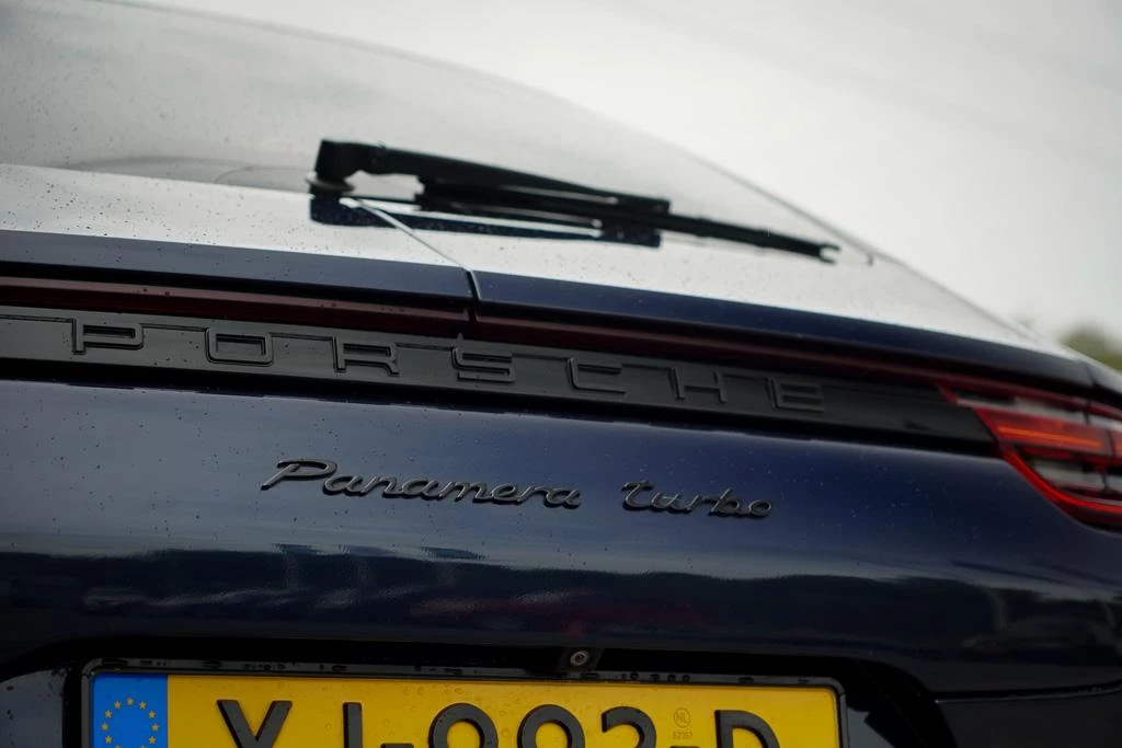 Hoofdafbeelding Porsche Panamera