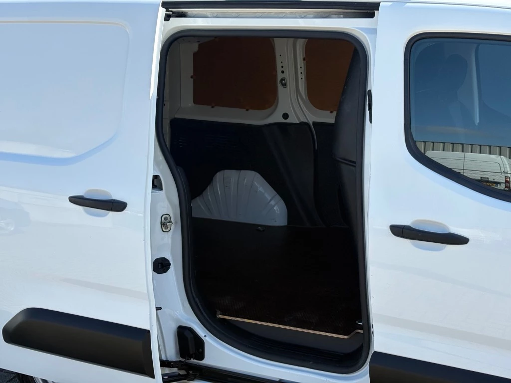 Hoofdafbeelding Peugeot Partner